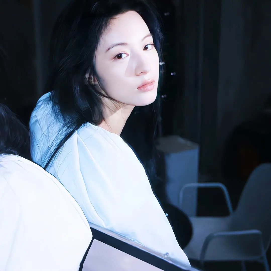 夜校女生